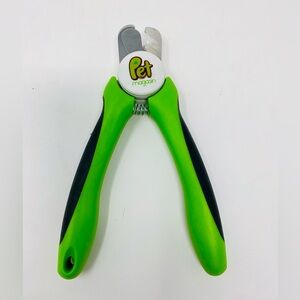 Pet Magasin Green and Black Pet Nail Clippers